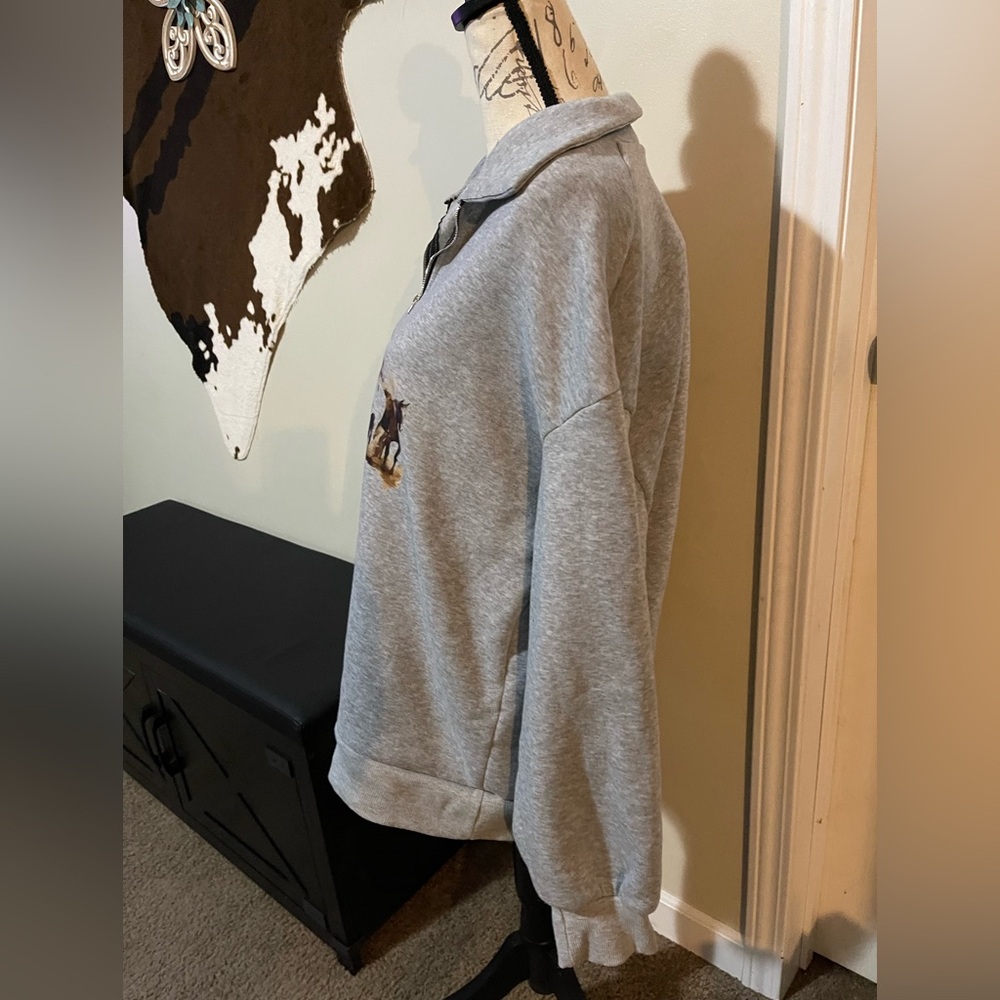 SHEIN Gray Sweater with Horse Print - Picture 2 of 8